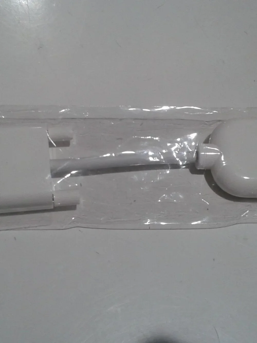 Genuine APPLE 603-8525 M8754G-A DVI-VGA Display Adapter NEW